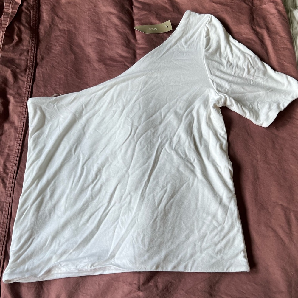 One-Shoulder Shirt